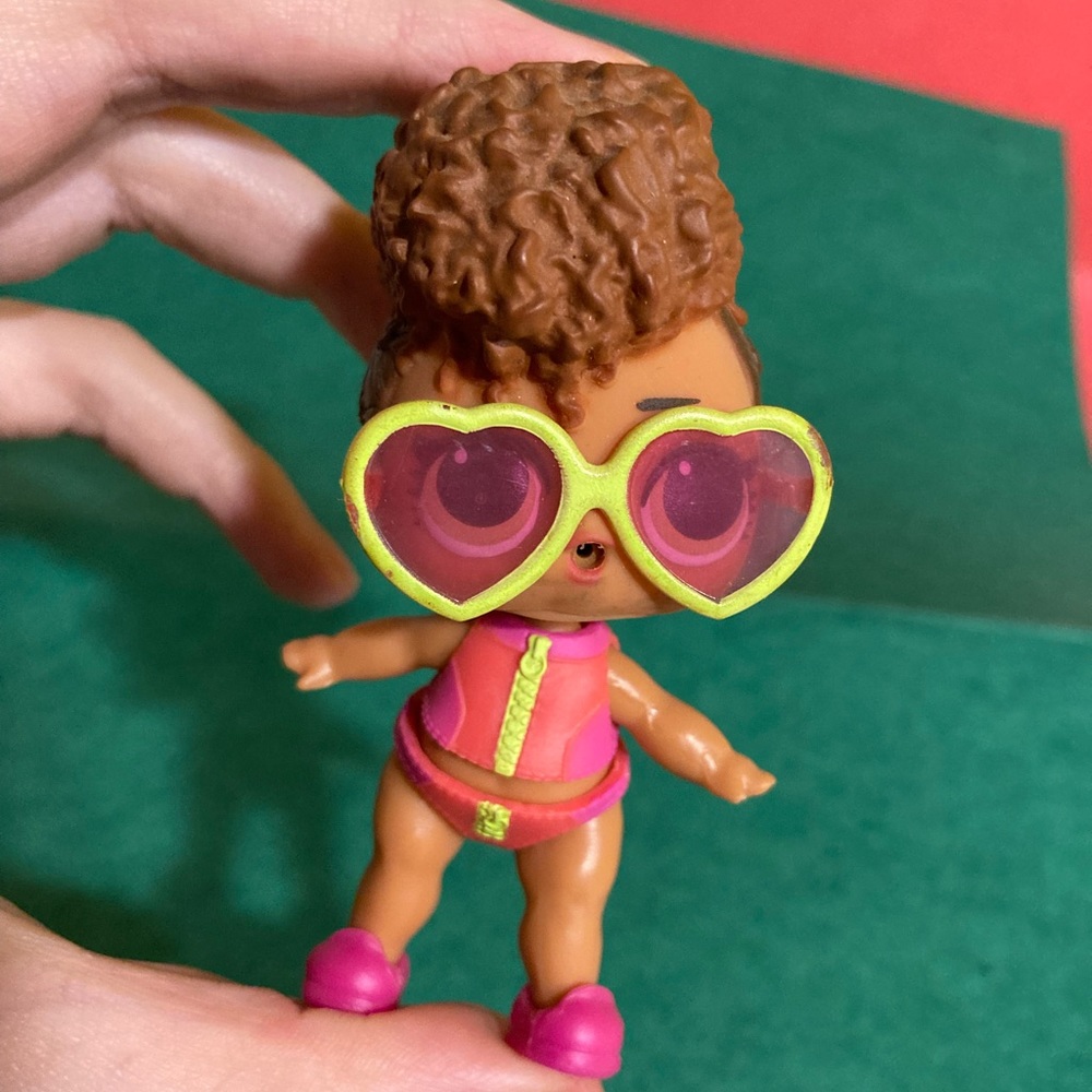 B1G2 - Neon Surf Sport LOL Surprise Tot Doll - Buy 1, Get 2 FREE